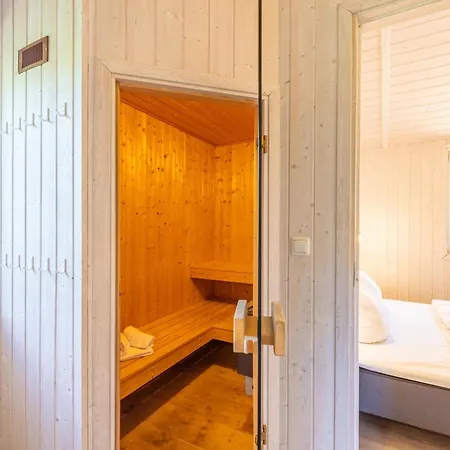 Vakantiehuis Strandhaus Schatzkiste 7 *